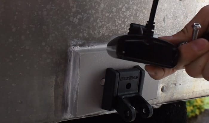 how to mount a transducer on an aluminum boat