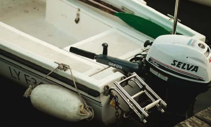 winterize-an-outboard-motor