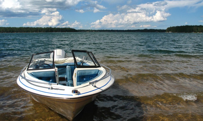 get-rid-of-an-old-fiberglass-boat