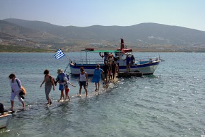 some-of-the-safety-procedures-to-follow-when-refuelling-a-boat