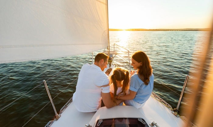 what to wear on a boat ride