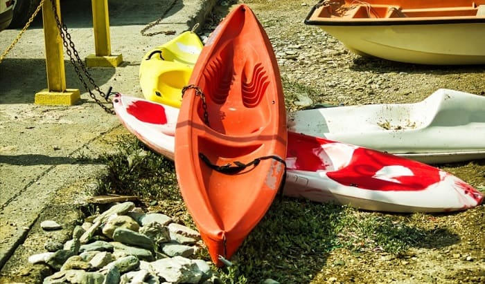 how to lock up a kayak