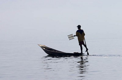 small-flat-bottom-boats