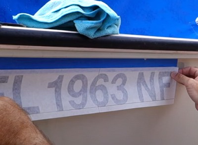 registration-numbers-on-a-pontoon-boat