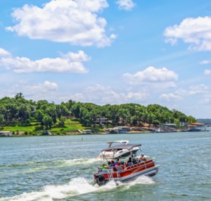 Total-Weight-of-pontoon-boat-for-shallow-water