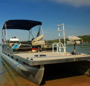 Water-Conditions-for-pontoon-boat-in-shallow-water